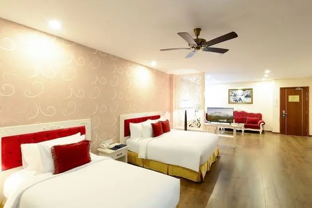 Junior Üç Kişilik Oda, Şehir Manzaralı (Suite)