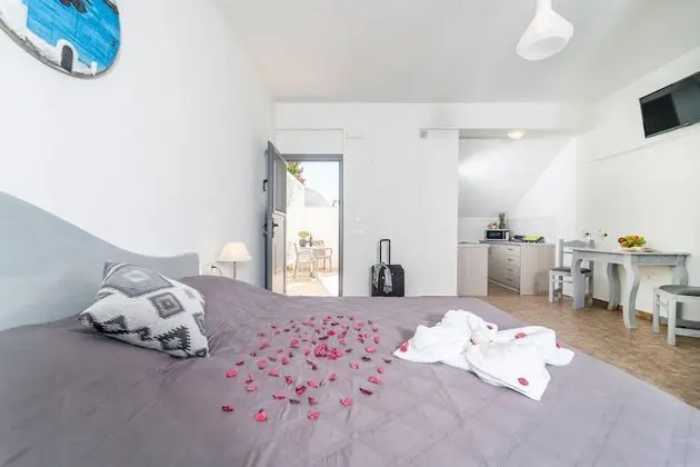 Junior Studio with Spa Bath