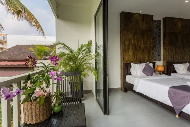 Premium Deluxe Double Pool View