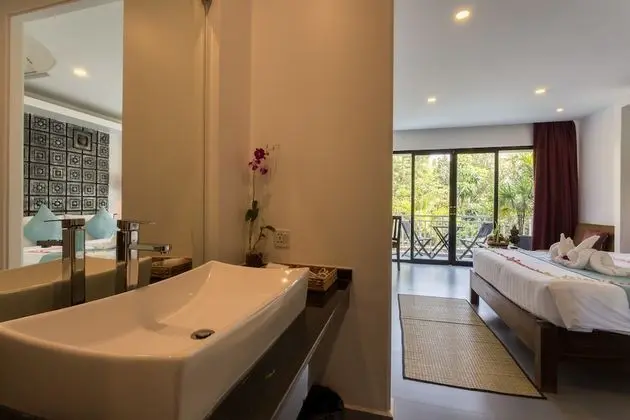 Deluxe Twin Room Balcony