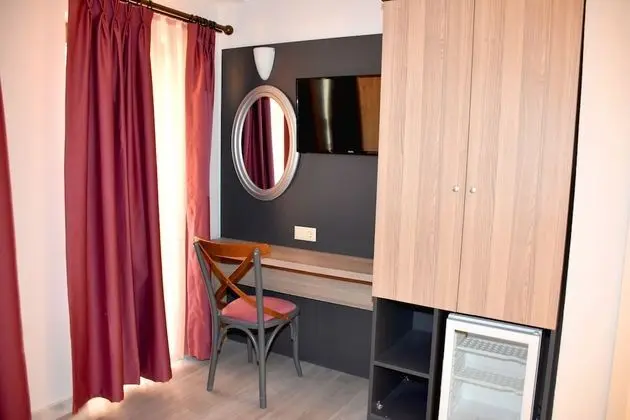 Standard Tek Büyük veya İki Ayrı Yataklı Oda, Birden Çok Yatak