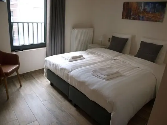 Tek Büyük veya İki Ayrı Yataklı Oda