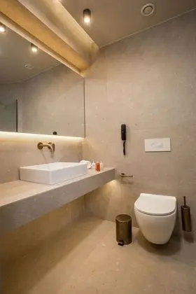 Premium Tek Büyük Yataklı Oda