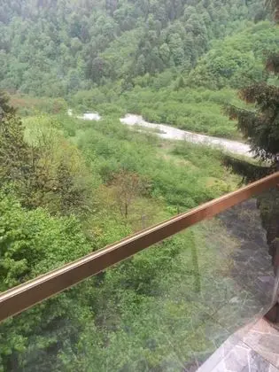Dağ Evi, Vadi Manzaralı, Şömineli ve Jakuzili
