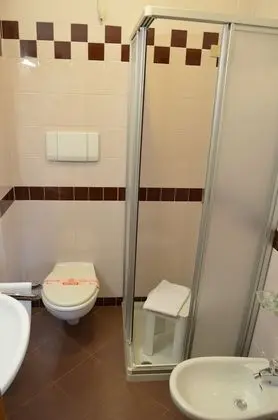 Classic Tek Büyük veya İki Ayrı Yataklı Oda (Bucaneve)