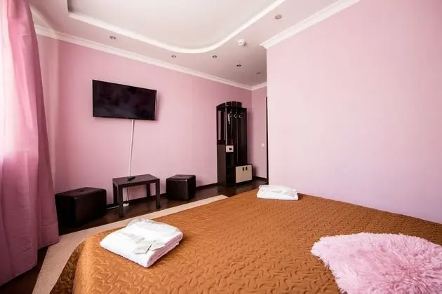 Superior Oda, 1 En Büyük (King) Boy Yatak (2)