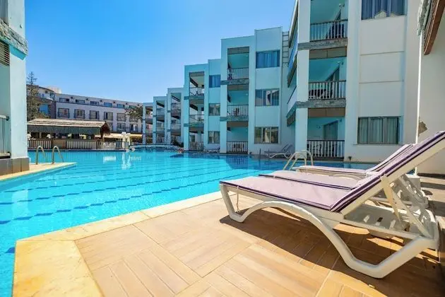 Family Suite Havuz Baglantili Oda