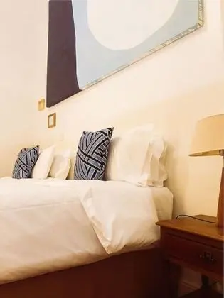 Superior Tek Büyük veya İki Ayrı Yataklı Oda