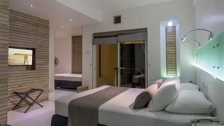 Deluxe Üç Kişilik Oda, Balkon