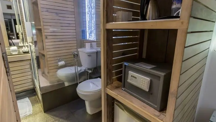 Deluxe Üç Kişilik Oda, Balkon