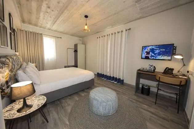 Deluxe Tek Büyük veya İki Ayrı Yataklı Oda
