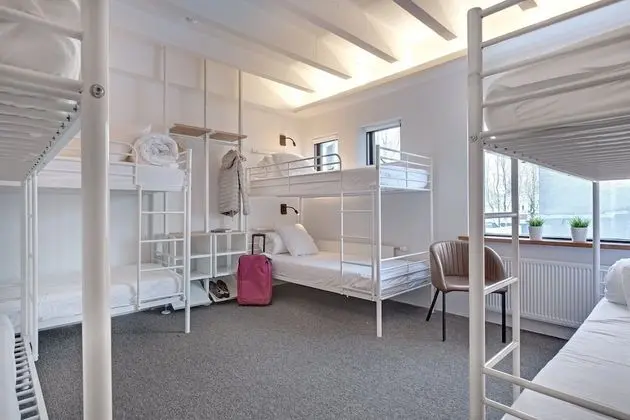 Ortak Ranzalı Oda, Karma Ranzalı Oda (8 Beds)
