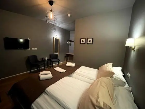 Double or Twin Room with Hot Tub and Sauna Access