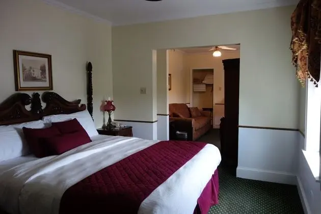 King Parlor