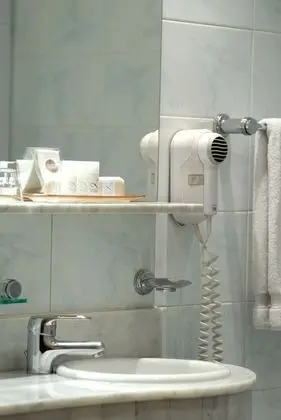 İki Ayrı Yataklı Oda, 2 Tek Kişilik Yatak