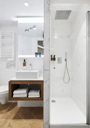 Suite Lafayette