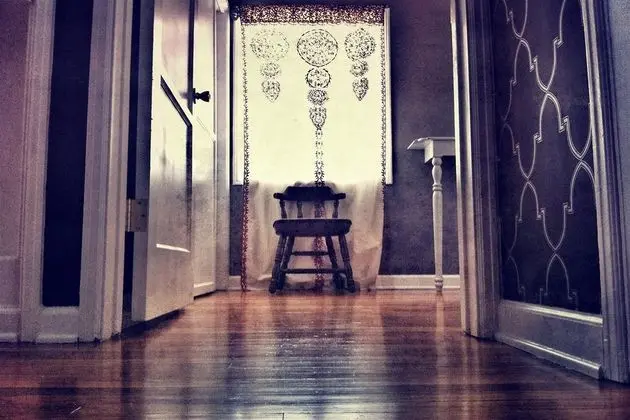 1 Çift ​​kişilik Yatak Run Of House