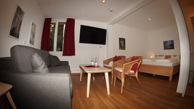 Comfort Tek Büyük Yataklı Oda