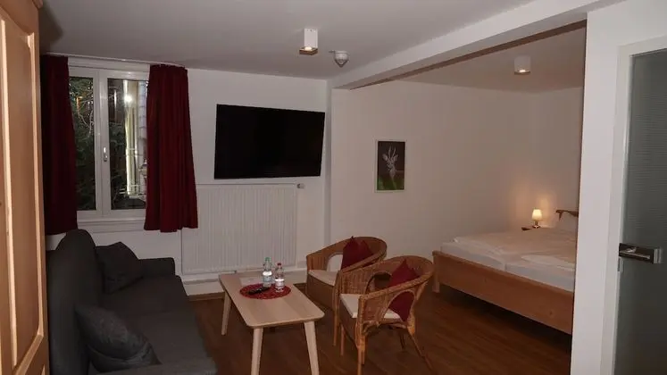 Comfort Tek Büyük Yataklı Oda