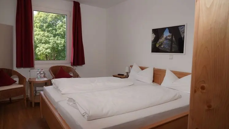 Tek Büyük Yataklı Oda