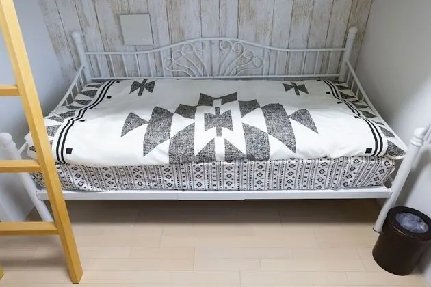 Superior Üç Kişilik Oda (302)