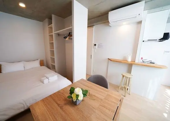 Design Üç Kişilik Oda (202, 302)