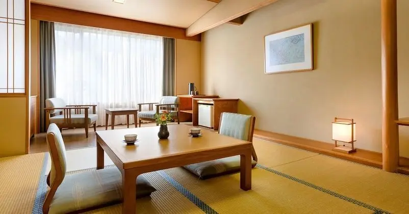 Standard Oda, Sigara İçilmez, Dağ Manzaralı (Japanese, Shared bathroom)