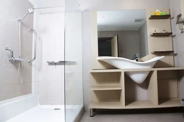 Junior Süit, 1 En Büyük (King) Boy Yatak, Sigara İçilmez, Şehir Manzaralı