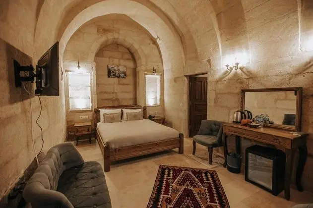 Arch Stone Room,    , Jakuzili