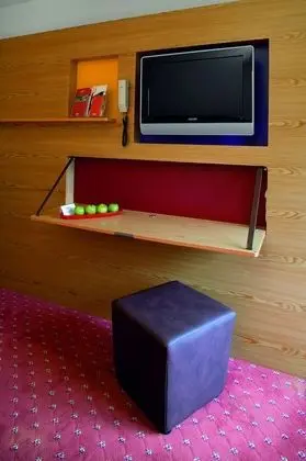 Classic Tek Büyük Yataklı Oda