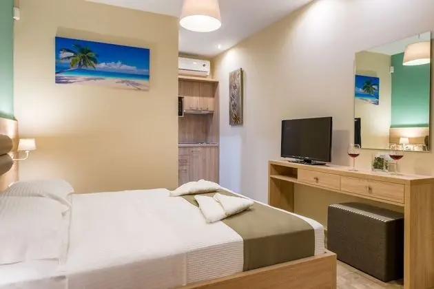 Deluxe Tek Büyük Yataklı Oda