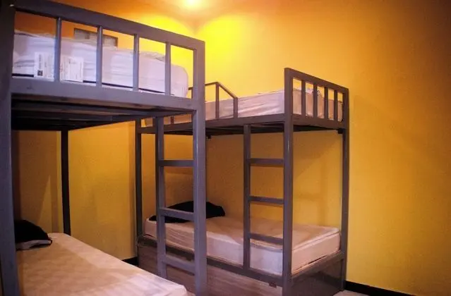 Ortak Ranzalı Oda, Karma Ranzalı Oda (4-Bed)