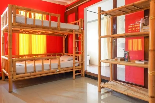 Ortak Ranzalı Oda, Sadece kadınlar için (8-Bed)