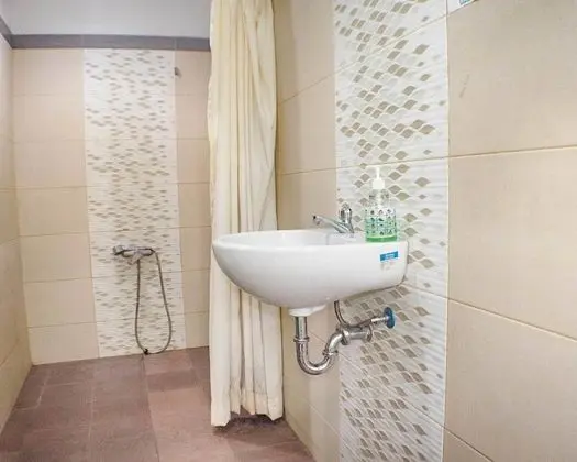 Ortak Ranzalı Oda, Sadece kadınlar için (8-Bed)