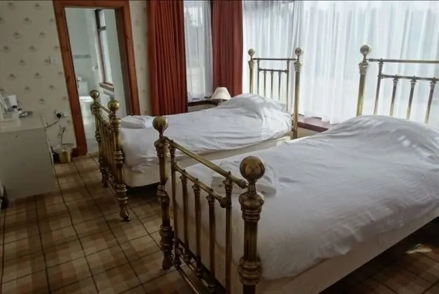 İki Ayrı Yataklı Oda
