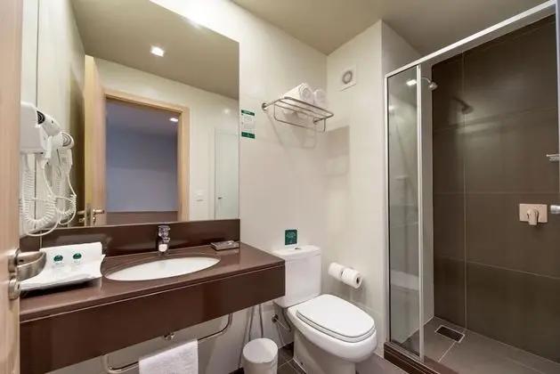 Deluxe Üç Kişilik Oda