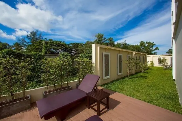 Deluxe Apart Daire, 2 Yatak Odası, Havuz Manzaralı, Havuz Kenarı