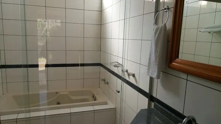 Honeymoon Tek Büyük veya İki Ayrı Yataklı Oda, 1 Büyük (Queen) Boy Yatak, Bahçe Manzaralı