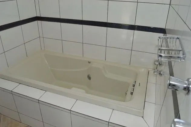 Honeymoon Tek Büyük veya İki Ayrı Yataklı Oda, 1 Büyük (Queen) Boy Yatak, Bahçe Manzaralı