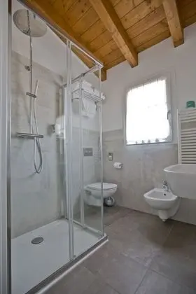 Standard Tek Büyük veya İki Ayrı Yataklı Oda