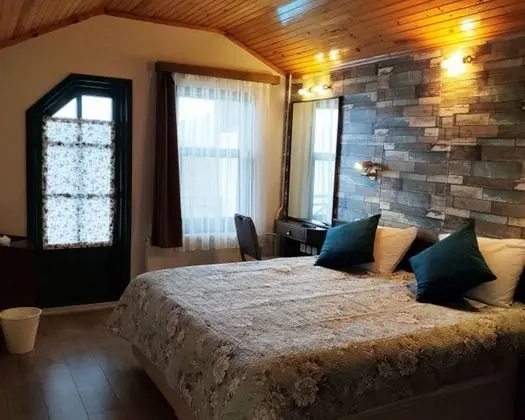Aile Odası, Dağ Manzaralı, Balkonlu