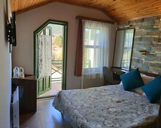 Standart Oda, Dağ Manzaralı, Balkonlu