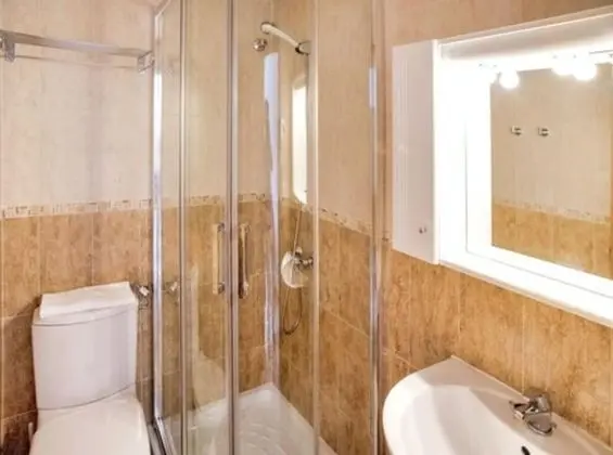 Tek Büyük Yataklı Oda, 2 Tek Kişilik Yatak, Teras, Bahçe Manzaralı