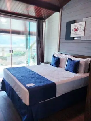 Luxury Dağ Evi, 1 Yatak Odası, Göl Manzaralı, Havuz Kenarı