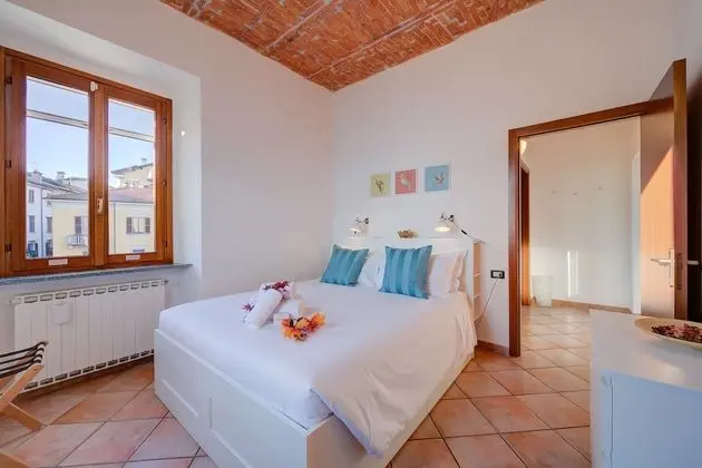 Honeymoon Apart Daire, 1 En Büyük (King) Boy Yatak ve Çekyat (Lago Magico Pied Dans L' Eau)