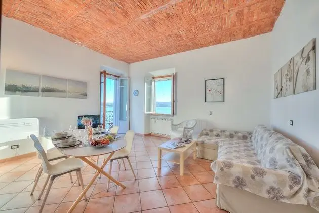 Honeymoon Apart Daire, 1 En Büyük (King) Boy Yatak ve Çekyat (Lago Magico Pied Dans L' Eau)