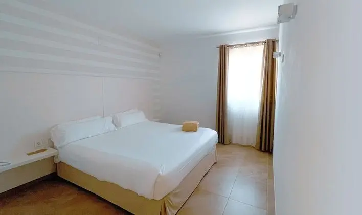 Exclusive Villa, 4 Bedrooms, Jacuzzi in the garden