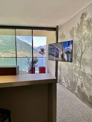 Deluxe Tek Büyük Yataklı Oda, Göl Manzaralı