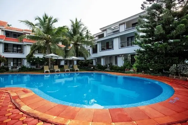 Deluxe Room Pool Facing