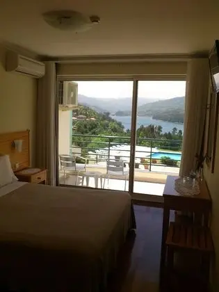 Tek Büyük Yataklı Oda, Balkon